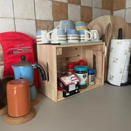 Cozy House With Terrace Roma